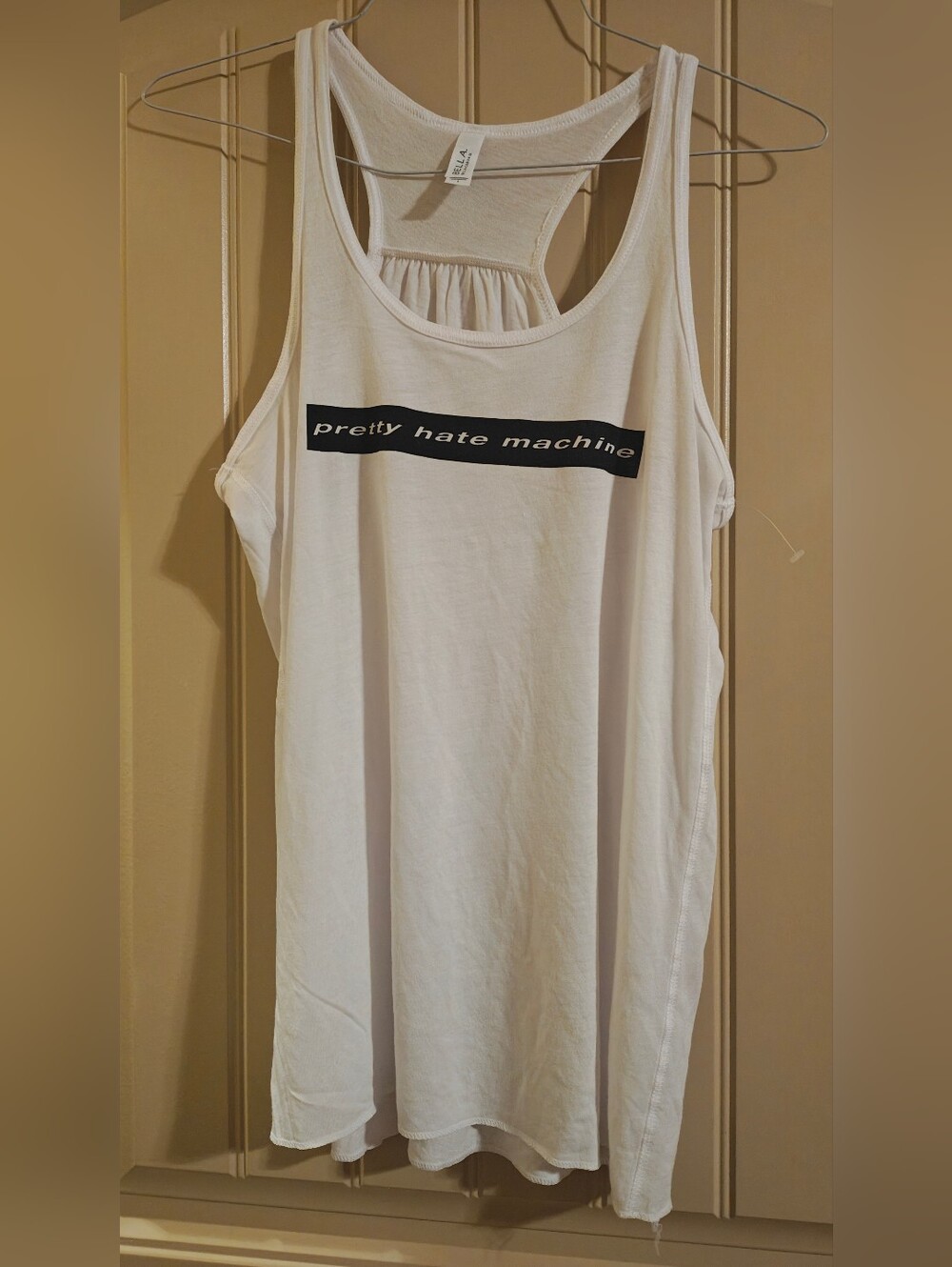 NIN Nine Inch Nails Pretty Hate Machine Concert Merch White Tank Small NWOT